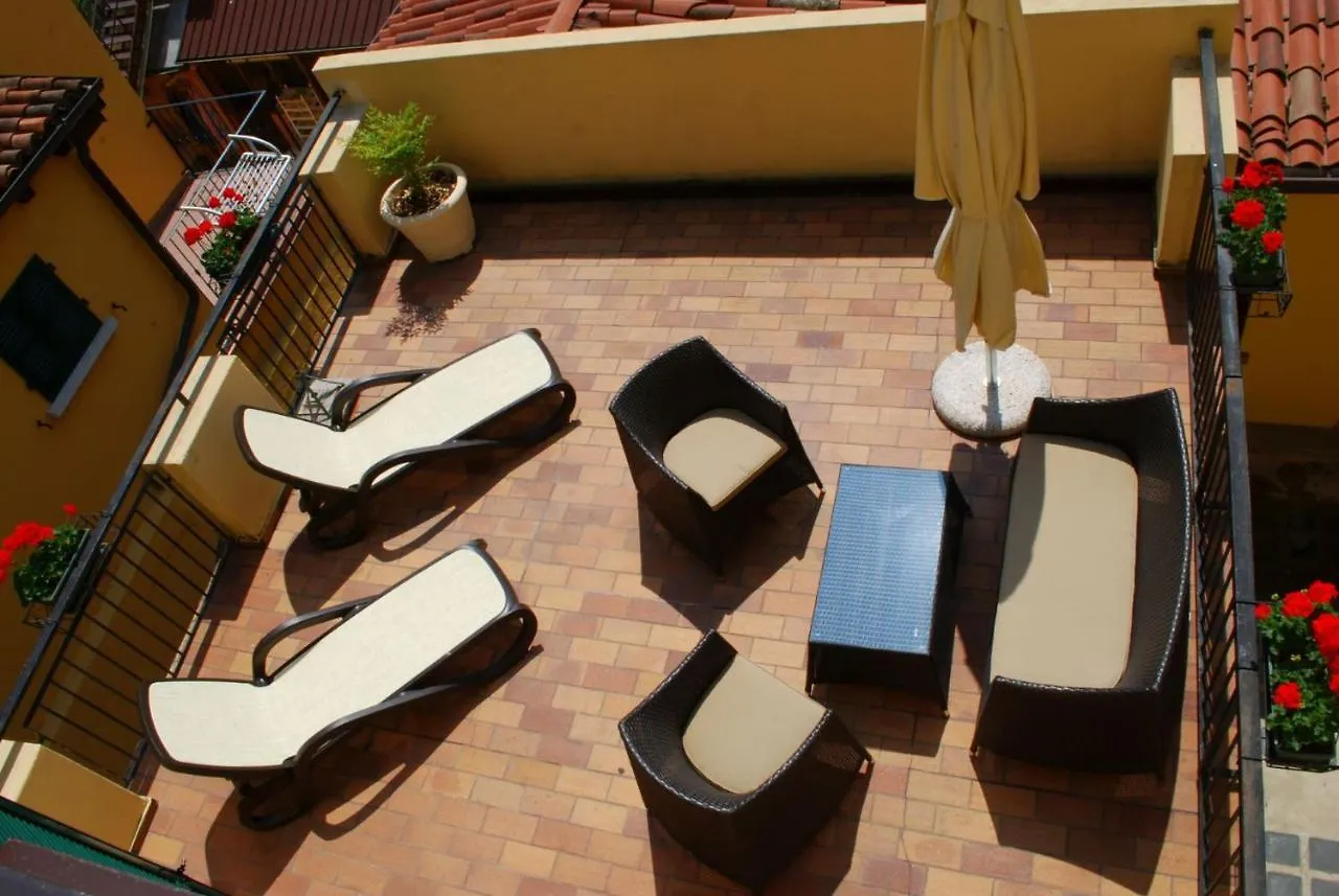 Hotel Eden Salò 3*,