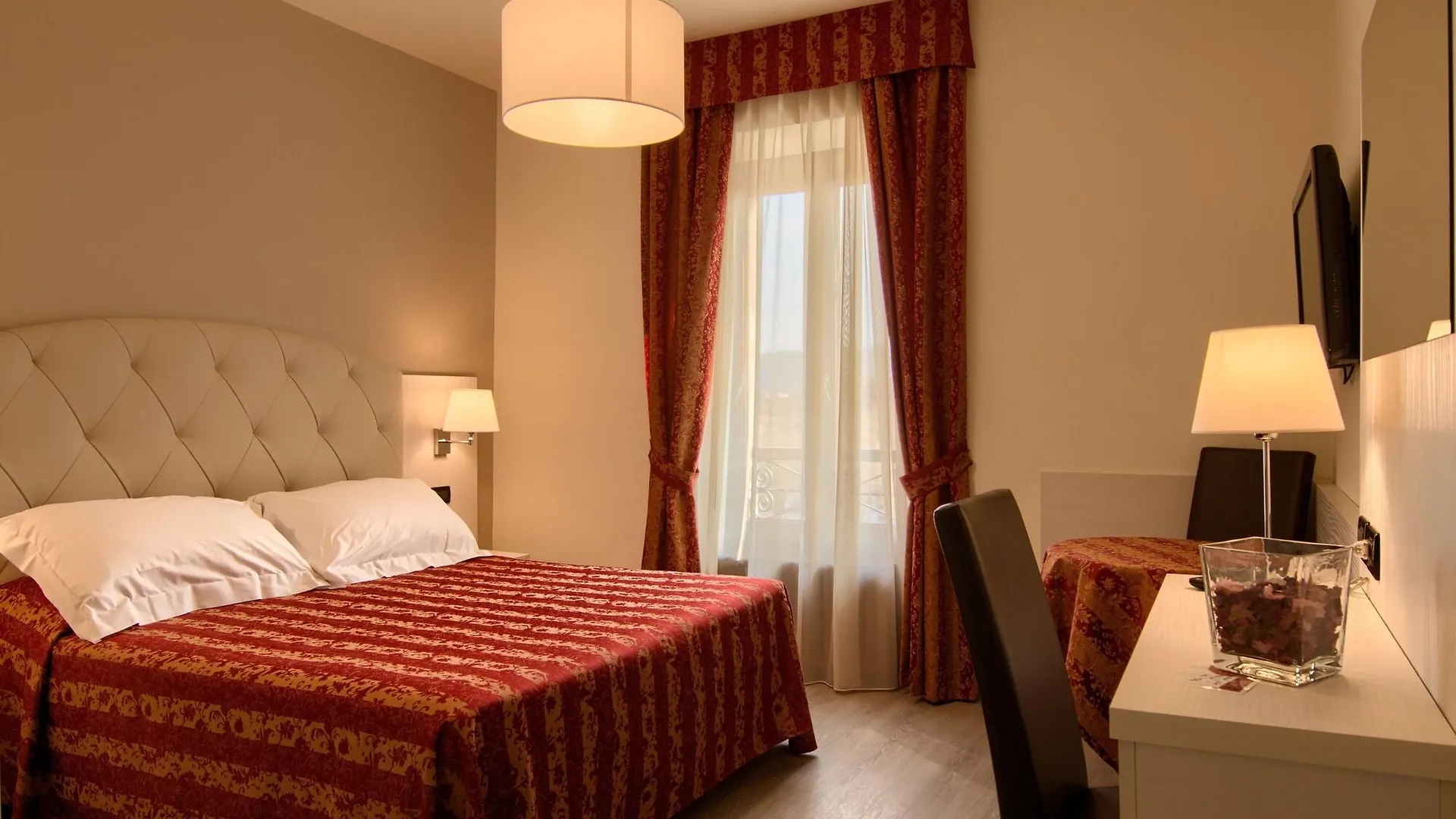 Hotel Eden Salo