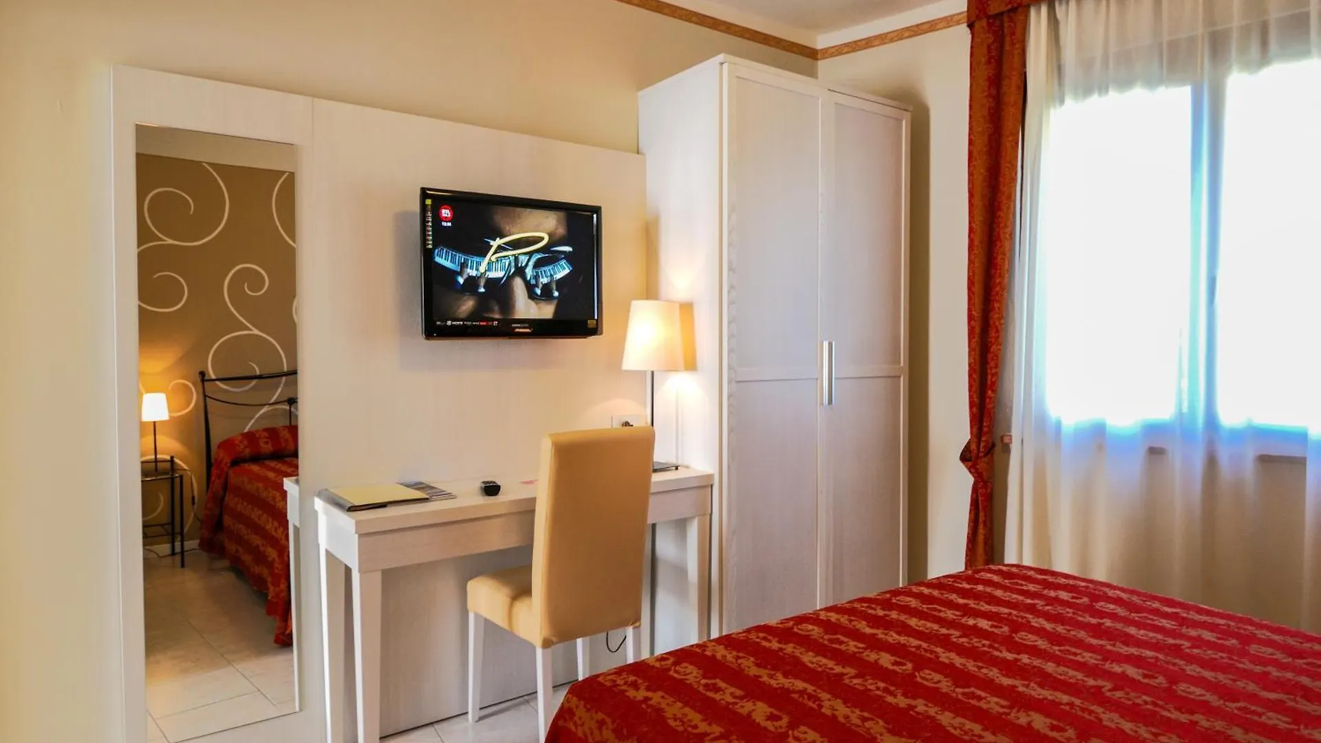 ***  Hotel Eden Salò Olaszország