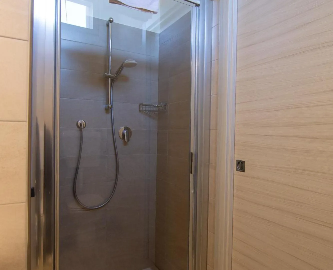 Hotel Eden Salo 3*,  Italy
