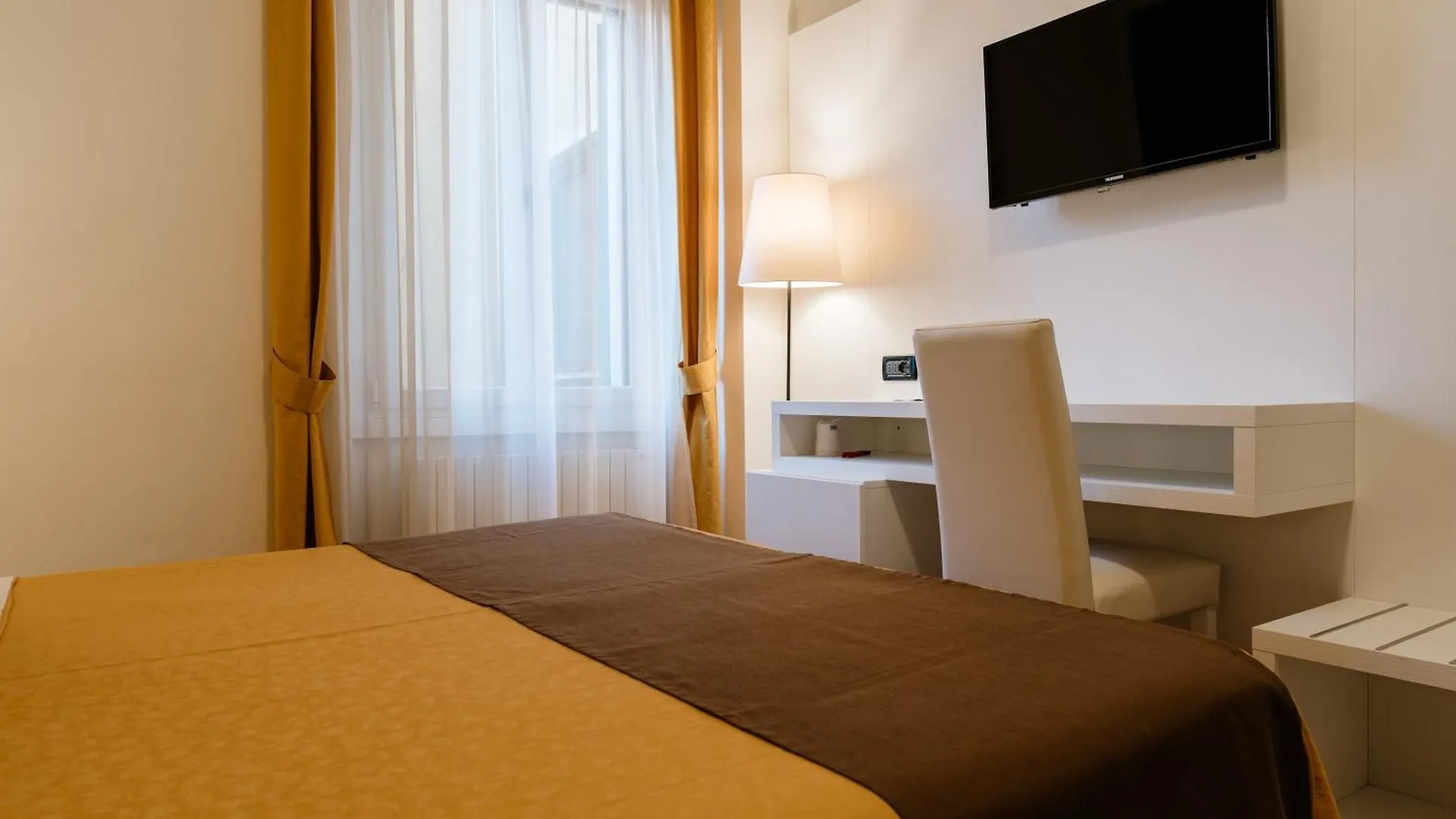 Hotel Eden Salo 3*,