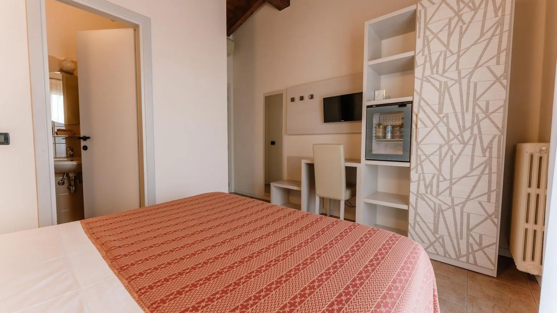 Hotel Eden Salo