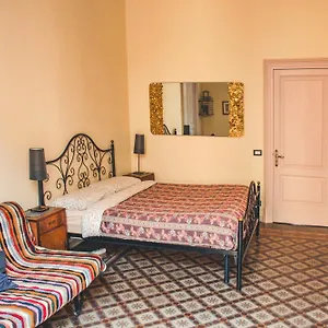 Casa Verdi - House Of Travelers Katania