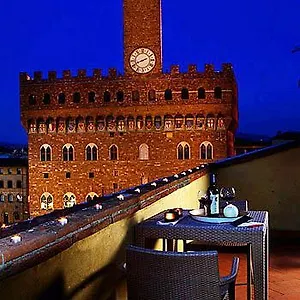 Relais Piazza Signoria 3* Florens