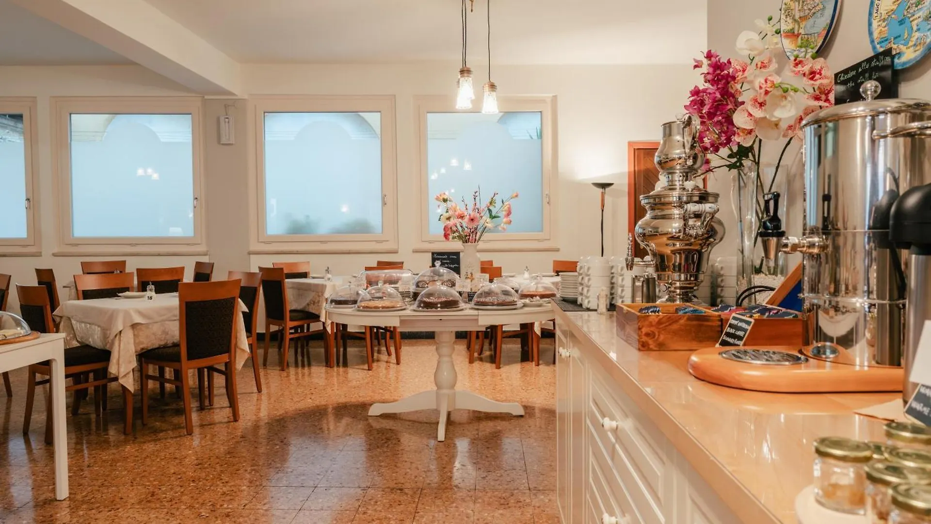 ***  Hotel Eden Salo Italy
